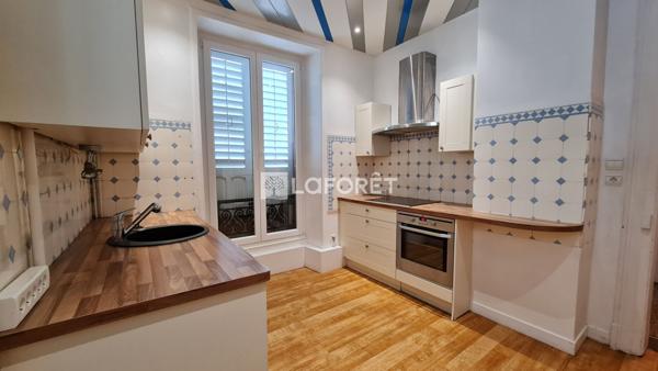 Location appartement Mulhouse - 7 pièce(s) - 212 m² - 1 980 €/mois