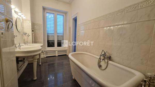 Location appartement Mulhouse - 7 pièce(s) - 212 m² - 1 980 €/mois