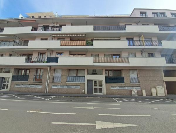 Appartement en Rez-de-chaussée surélevé
