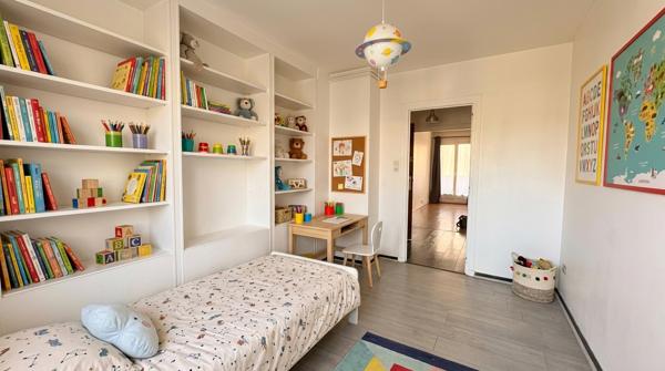 Appartement en Rez-de-chaussée surélevé