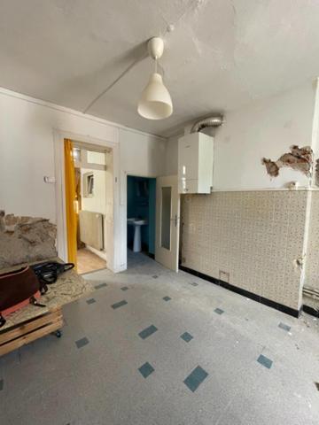 EXCLUSIVITÉ – Maison de ville à rénover avec beau potentiel - Centre de Commentry