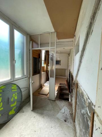 EXCLUSIVITÉ – Maison de ville à rénover avec beau potentiel - Centre de Commentry