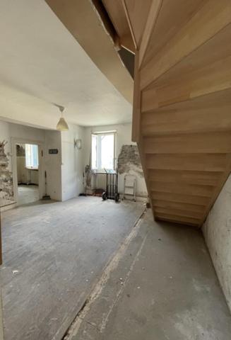 EXCLUSIVITÉ – Maison de ville à rénover avec beau potentiel - Centre de Commentry