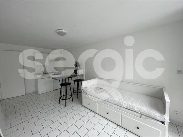 Location 1 Pieces 22 59000 Lille 13 0259 02 0075