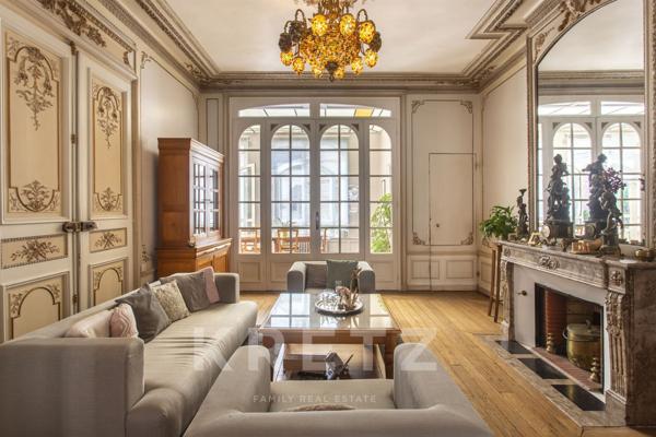 Hôtel particulier aux portes du centre