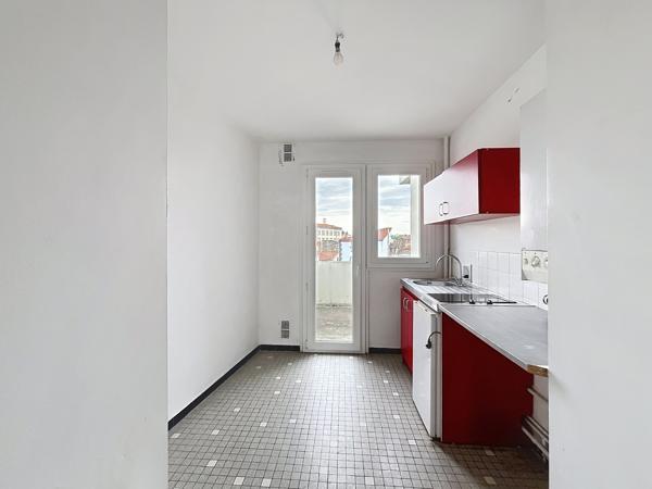 25 rue Charras – 63170 AUBIERE