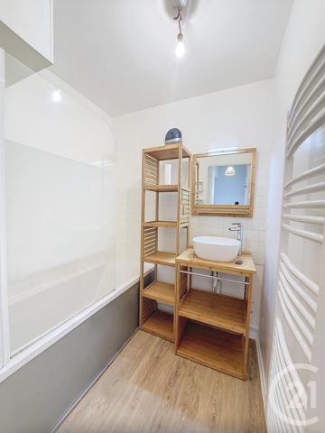 Appartement F4 à vendre  4 pièces - 78,85 m2 REZE - 44