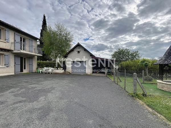 Maison Ussac à vendre 160 m²-5 chambres-2 salles de bains-jardin-garage-véranda