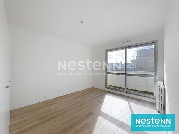 APPARTEMENT QUARTIER DUGUESCLIN DE STANDING 4 CHAMBRES AVEC DOUBLE BALCONS GARAGE