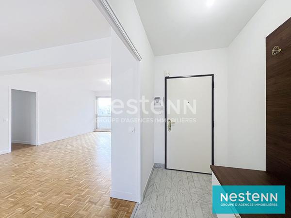 APPARTEMENT QUARTIER DUGUESCLIN DE STANDING 4 CHAMBRES AVEC DOUBLE BALCONS GARAGE