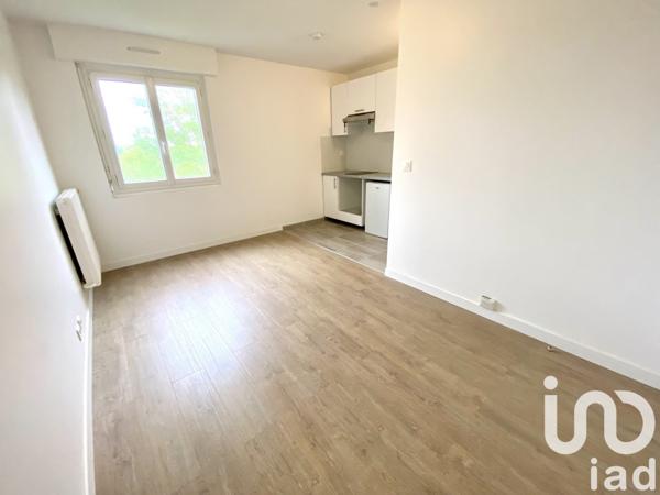 Studio 1 pièce de 20 m² à Corbeil-Essonnes (91100)