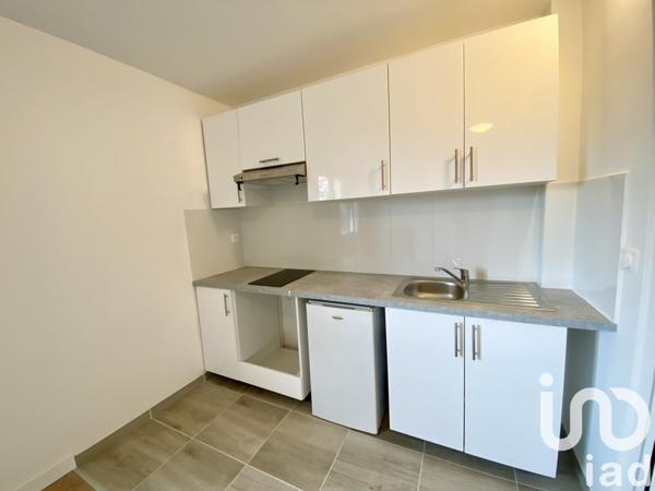 Studio 1 pièce de 20 m² à Corbeil-Essonnes (91100)