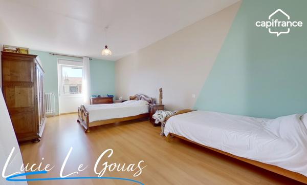 Maison individuelle de 167m² avec 5 chambres, jardin et garage à Longuyon