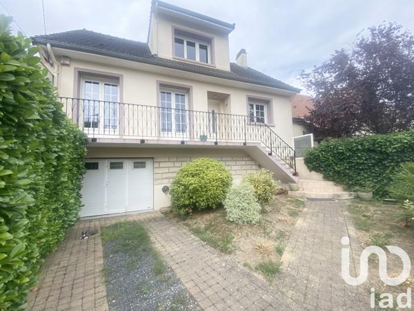Maison à vendre 6 pièces 122 m² Sainte-Geneviève-des-Bois