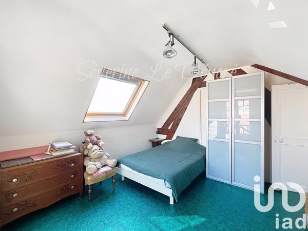 Maison à vendre 8 pièces 143 m² Saint-Leu-la-Forêt