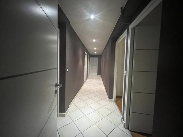 Maison à vendre 220 500 € Toulonjac 6 p 130 m² DPE D