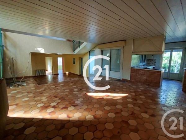 Maison à vendre  6 pièces - 188 m2 BOUTIERS ST TROJAN - 16