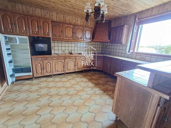 86530 NAINTRE Maison spacieuse avec grand terrain à Naintré