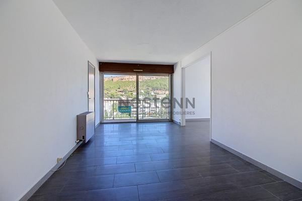 Vitrolles, appartement T5 de 95 m² environ avec ascenseur, balcon de 9 m² et cave