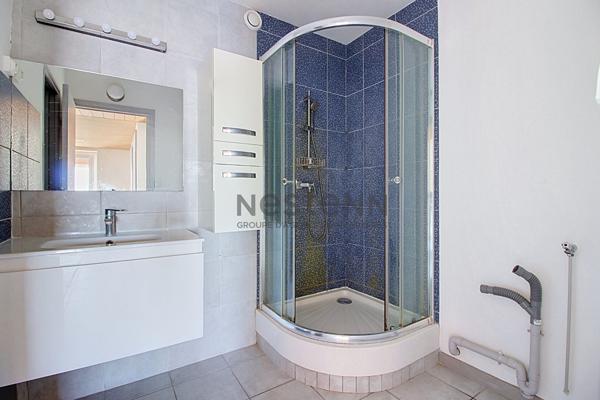 Vitrolles, appartement T5 de 95 m² environ avec ascenseur, balcon de 9 m² et cave
