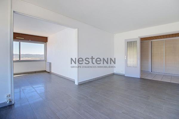 Vitrolles, appartement T5 de 95 m² environ avec ascenseur, balcon de 9 m² et cave