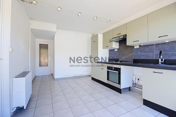 Vitrolles, appartement T5 de 95 m² environ avec ascenseur, balcon de 9 m² et cave
