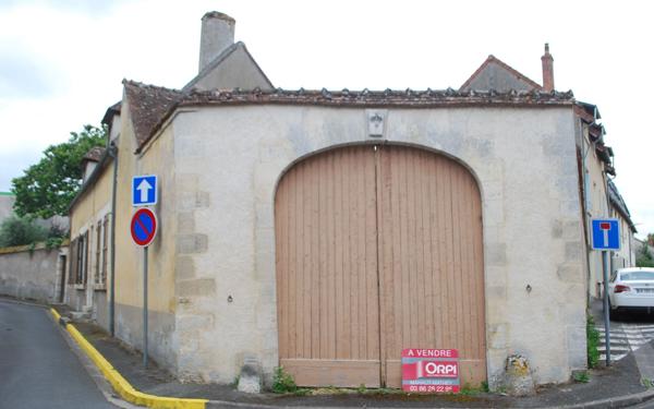 Maison à vendre    7 pièces •  Cosne-Cours-sur-Loire