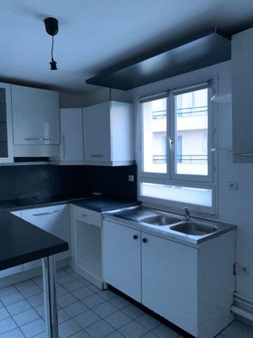 Appartement Combs La Ville 3 pièce(s) 70.15 m2