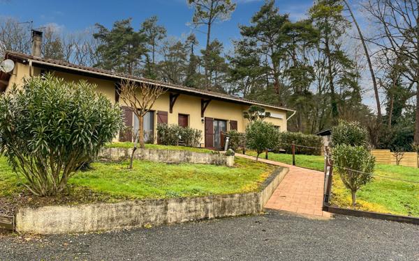 Maison à vendre    4 pièces •  Chancelade