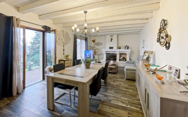 Maison à vendre    4 pièces •  Chancelade