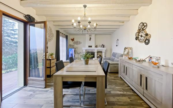 Maison à vendre    4 pièces •  Chancelade