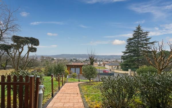 Maison à vendre    4 pièces •  Chancelade