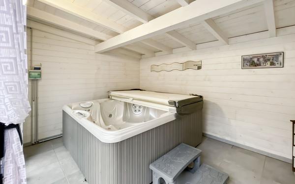 Maison à vendre    4 pièces •  Chancelade