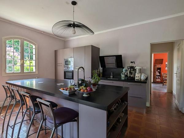 Maison bourgeoise de 371 m2 avec parc de 1,5 hectare