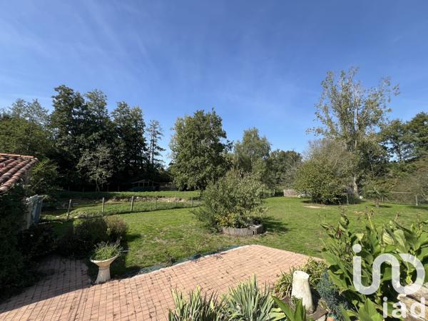 Maison à vendre 5 pièces 220 m² Mareuil-sur-Lay-Dissais