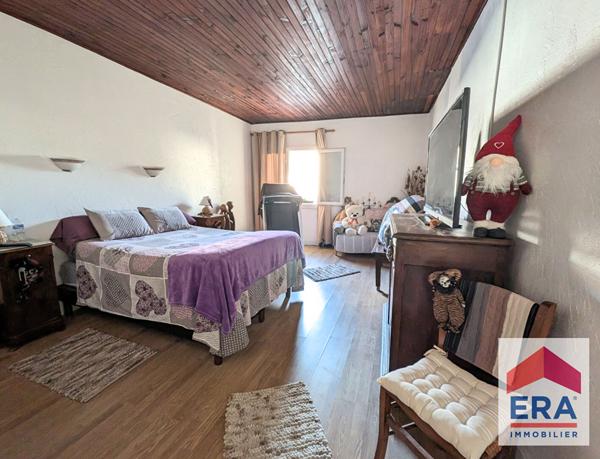 Maison + T2 - Lapalud 5 pièces -188 m2 - 393m² de terrain