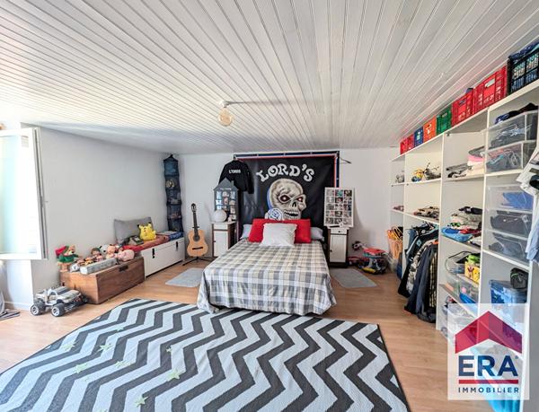 Maison + T2 - Lapalud 5 pièces -188 m2 - 393m² de terrain