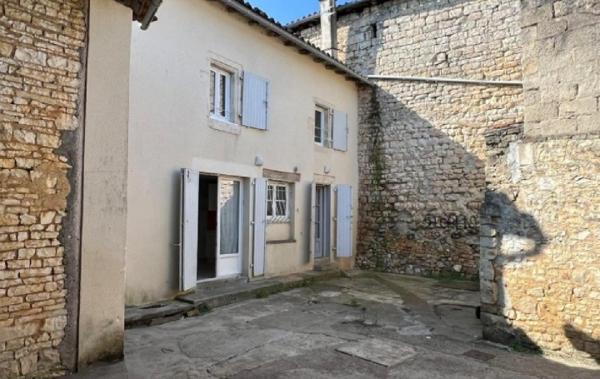 Vente Maison Champagne-mouton   