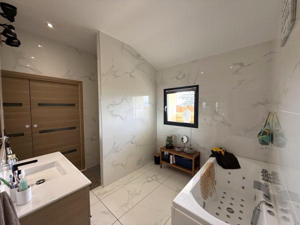 Vente / Appartement T4