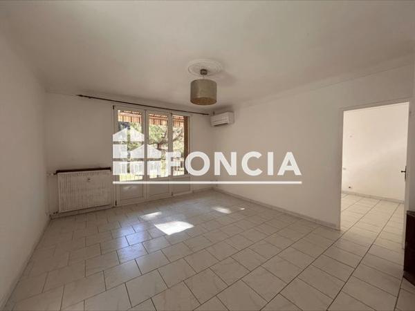 Location Appartement 4 pièces 79.1 m² - 124 ALLEE DES BASSES RIVES Trans En Provence 83720