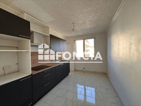 Location Appartement 4 pièces 79.1 m² - 124 ALLEE DES BASSES RIVES Trans En Provence 83720