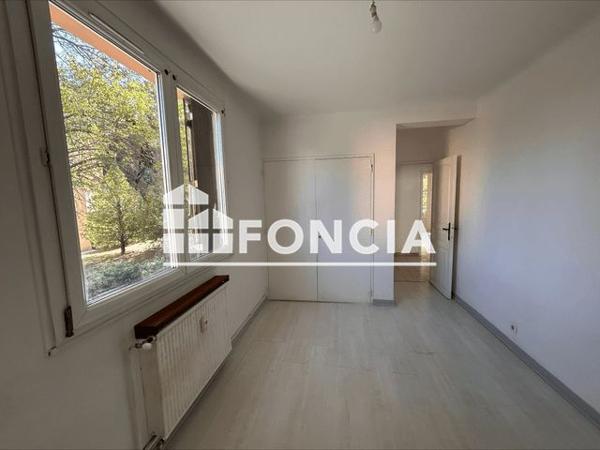 Location Appartement 4 pièces 79.1 m² - 124 ALLEE DES BASSES RIVES Trans En Provence 83720