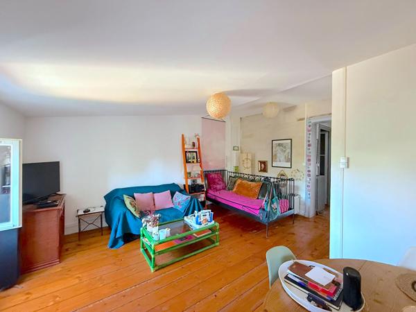 A LOUER APPARTEMENT 3 PIECES - BLAYE CENTRE , Blaye