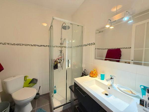 A LOUER APPARTEMENT 3 PIECES - BLAYE CENTRE , Blaye