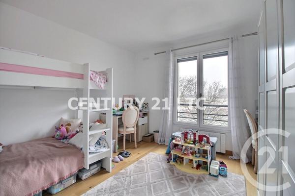 Appartement F3 à vendre  3 pièces - 74,12 m2 CHARENTON LE PONT - 94