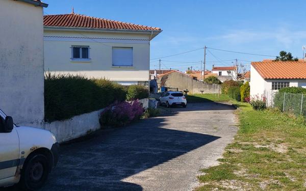 Maison à vendre    6 pièces •  Port-des-Barques