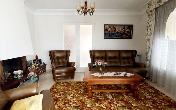 Maison à vendre    6 pièces •  Port-des-Barques