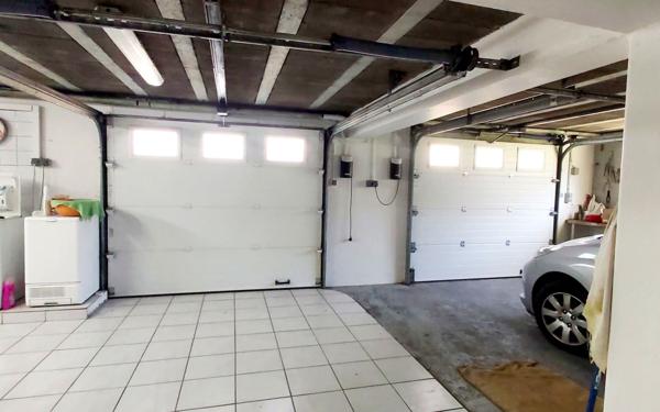 Maison à vendre    6 pièces •  Port-des-Barques