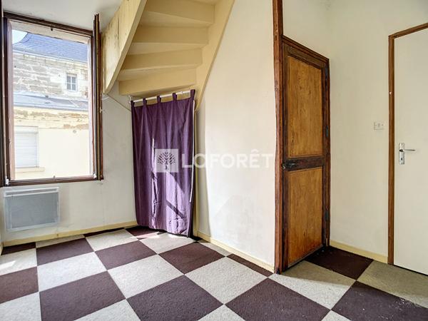 Achat immeuble près de Doué-en-Anjou - 5 pièce(s) - 145 m² - 148 750 €