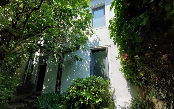 Maison à vendre    5 pièces • 155 m2 Limoges